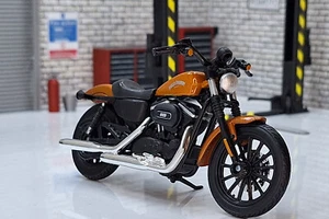 Harley Davidson Sportster Iron 883 2014 - orange Maßstab 1:18 - Bild 1 von 5