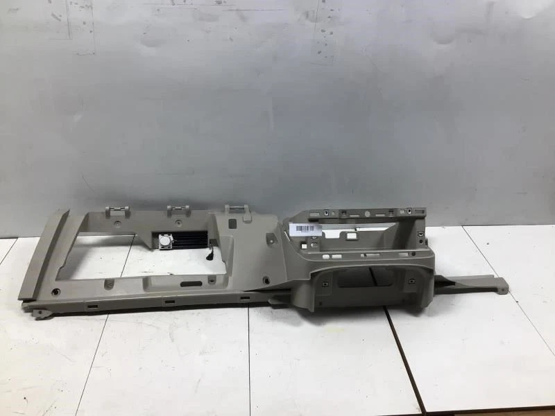 2012 CHRYSLER TOWN COUNTRY FRONT RIGHT LOWER DASH RETAINER PANEL GLOVE BOX  - Image 1 of 4