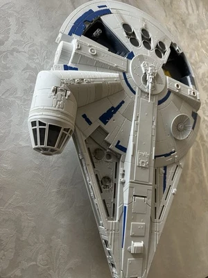 星球大战 Force Link Kessel Run Millennium Falcon 孩之宝 E0320 声音和灯 — 第 1/4 张图片