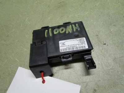 2005-06 Honda Pilot ECM - Rear Wiper Unit - Image 1 of 4