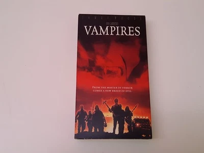 John Carpenter's Vampires 1998 Uncut VHS USA NTSC Video James Woods - Bild 1 von 4