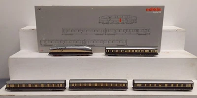 Marklin 26610 HO Gauge Henschel-Wegmann Steam Train Set EX/Box - Image 1 of 4