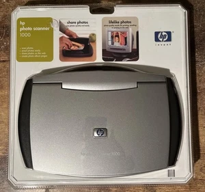 HP Photo Scanner 1000 Lifelike Photos Share Photos Scan Photos New - Picture 1 of 3