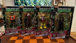 TMNT WWE Ninja Superstars Set 4 Sting John Cena Undertaker Macho Man Nuovo Sigillato - Foto 1 di 7