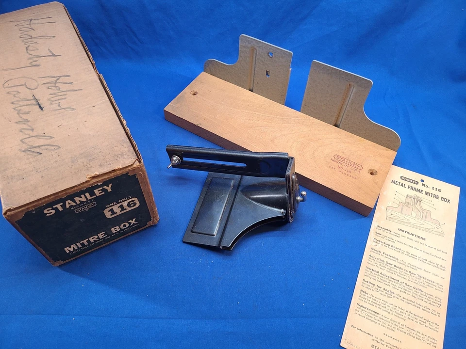 Vintage Stanley No. 116 Mitre Box - In the Box and in Unused EXCELLENT CONDITION - Image 1 of 4