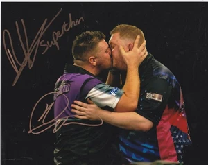 Daryl Gurney / Ricky Evans **HAND SIGNED** 8x10 Foto ~ Darts ~ HANDSIGNIERT - Bild 1 von 1