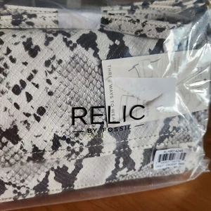 Relic by Fossil Faux Snakeskin Crossbody Purse - NWT - Picture 1 of 6