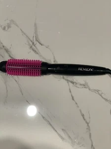Revlon Pro Collection Heated Silicone Bristle Curl Brush Black - 1" Barrel Works - Picture 1 of 3