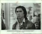 1989 Photo de presse acteur Lou Diamond Phillips dans le film "Young Guns" - sap47141