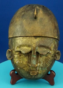 Escultura étnica rural máscara tribal madera y cobre guerrero arte africano 1800 XIX - Imagen 1 de 21