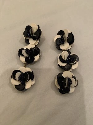 Pendientes J Crew Floral Flor Azul Marino/Blanco Cuentas Lentejuelas Gota Cuero Trasero Festivo Foto 1 de 4
