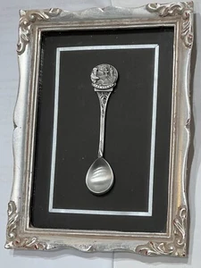 Vintage Framed Souvenir-Style Spoon Vagabond Gallery Signed By Owners J&J Smith - Picture 1 of 8
