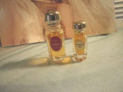 GIVENCHY III y L'INTERDIT 2 - LOTE DE DOS MINI MONEDERO FRAGANCIAS Foto 1 de 4