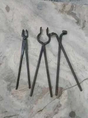 Conjunto de pinças de ferro para ferreiro 3 peças - ferramentas para forjamento, fabricação de facas, torno e bigorna - Imagem 1 de 4