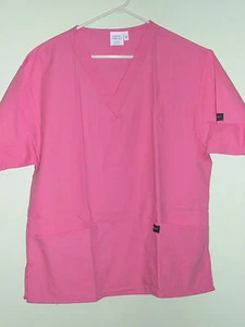 CAMICIA TOP ROSA CHIARO SCRUB SCOLLO A V PERSONALIZZATA UNISEX TG. Medium o 2X CottonPoly - Foto 1 di 7