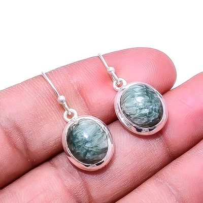 Pendiente hecho a mano de plata de ley 925 con serafinita natural - Rusia 1,17" E13 Foto 1 de 4