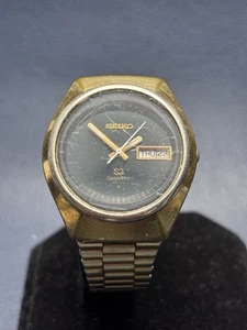 Vintage Seiko SQ 0903-8069  Gold Tone Date/Day Quartz Analog Watch - Working - Bild 1 von 13