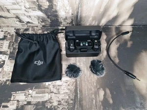 DJI Mic Combo (2x schwarzer Sender, 2 x Fluffy Mikrofon, 1x Empfänger & Ladekoffer) - Bild 1 von 6