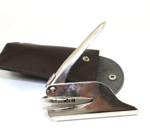 Prägestempel Prägezange ohne individueller Textplatte/ Logo Ø 41 mm mit Tasche - Bild 1 von 8