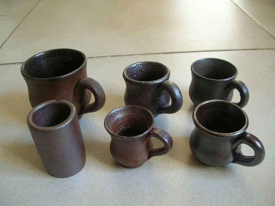 Ancien grès poterie lot de pots gobelets en terre cuite verre de 4,2 cm à 5,9 cm - Photo 1/1