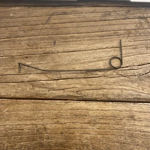 SINGER TOUCH & SEW 750 Feed Bar Spring 511352 - Picture 1 of 1
