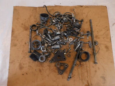 Suzuki GS850 GS850G 1980 GS1000 y GS1100 hardware tuercas pernos soportes lote de piezas Foto 1 de 4
