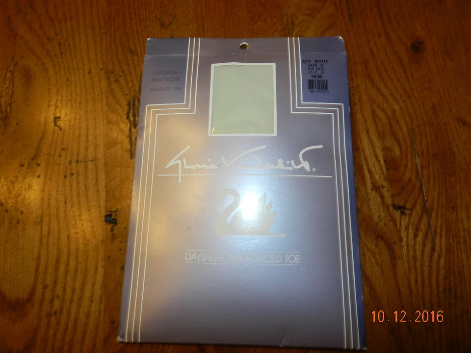 Pantimedias Gloria Vanderbilt Day transparentes talla C blancas NUEVAS en embalaje SIN USAR Foto 1 de 1