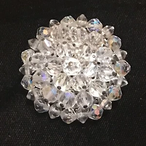 "PIN BROCHE REDONDO CON CUENTAS DE CRISTAL DE COLECCIÓN 1 1/2" - Imagen 1 de 6