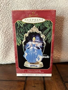 Hallmark Andenken Ornament Disney Aschenputtel - Bild 1 von 7