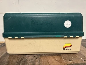 Vintage Plano 9606 High-Hip 6 vassoi pesca e attrezzatura scatola made in USA - Foto 1 di 24