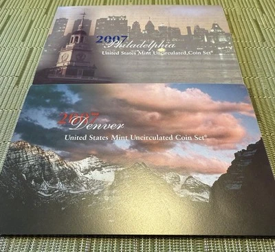 2007 U.S. Mint Uncirculated Denver & Philadelphia 28 Coins Set Free Shipping - Image 1 of 4