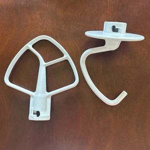 KitchenAid Juego de 2 accesorios de mezclador: gancho para masa, lote batidor de paleta OEM - Imagen 1 de 11