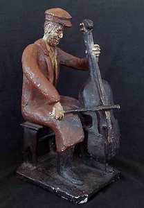 Large Austin productions Inc sculpture "Old man with Cello" 13.75 inches - Picture 1 of 12