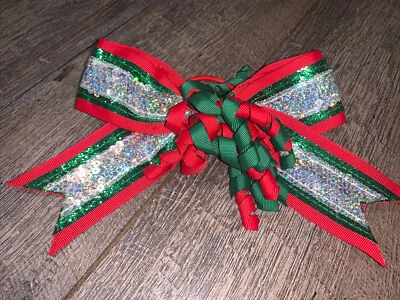 Justice red silver sequin holiday Christmas cheer bow worn once  green holidays  Foto 1 de 2
