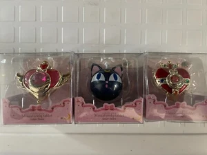 Sailor Moon Miniatur Tablet (Pillen-/Neuwertig Hülle mit Schlüsselanhänger) 3er Set NEU - Bild 1 von 3