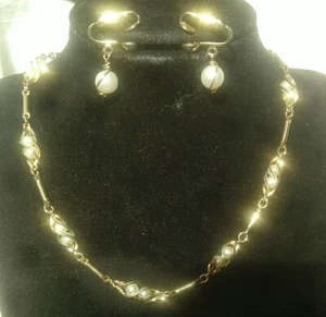 SARAH COVENTRY Signed Caged Faux Pearl Necklace And Matching Earrings Set - Picture 1 of 5