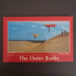 ROADTRIP Chrome Postcard HANG GLIDING Jockey Ridge The Outer Banks Nags Head NC - Picture 1 of 2