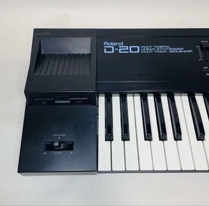 Roland D-20 Synthesizer - Bild 1 von 6