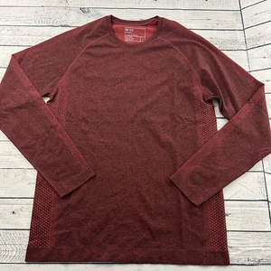 NEW FIGS Makato Underscrub Seamless Long Sleeve Shirt Men's Large Maroon - Picture 1 of 5