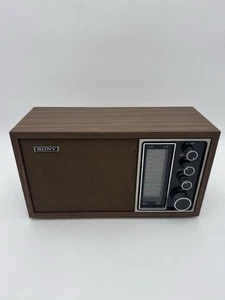 Vintage 1970s Sony TFM-9440W AM FM Table Top Radio Works Looks GREAT!! - Picture 1 of 10