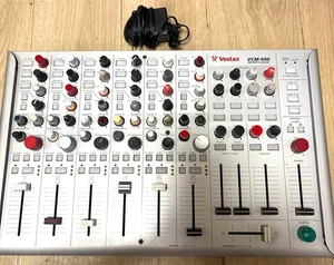 Vestax VCM-600 USB Multitrack Remix Controller - Picture 1 of 8