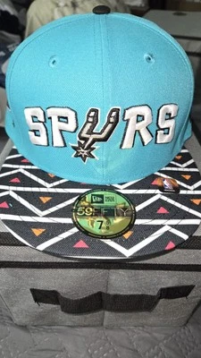 San Antonio Spurs New Era 59Fifty резинке шляпа размер 7 5/8 новый с ярлыками подлинный  - Изображение 1 из 4