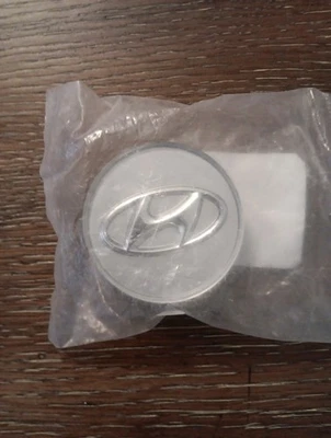 Tapa central de rueda Hyundai nueva para Sonata 2006-15 (1 pieza) 52960-3K210 Foto 1 de 2