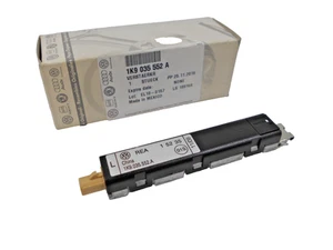 (1005) 1K9035552A Amplificatore antenna originale VW GOLF sinistro 1K9035552A - Foto 1 di 1
