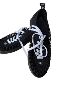 KEEN Uneek Black Bungee Water Shoes Sandals mens Size 11.5 - Picture 1 of 7