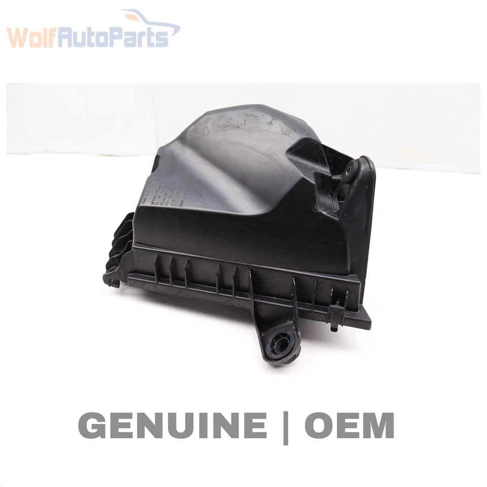 BMW 528I XDRIVE 2012-2016 2,0 L - Caja de filtro de aire del motor/carcasa (inferior) Foto 1 de 4