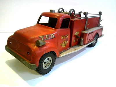 Vintage 1956 Tonka No. 5 Suburban Fire Pumper Truck TFD Fire Engine Fire Truck - Image 1 of 4