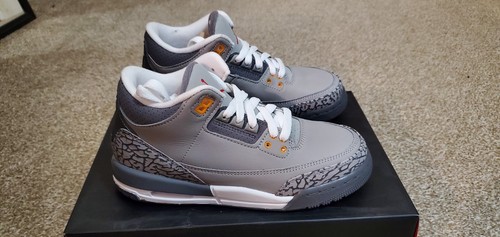 Taglia 4 5 Jordan 3 retrò grigio medio fresco