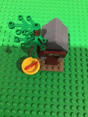 New Lego Dog House With Bowl, Hot Dog & Tree                 #c1 - Image 1 of 4