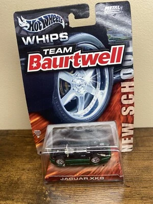 Coche suelto Hot Wheels verde Jaguar XK8 Team Baurtwell Whips 2003 Mattel 1:64 leer Foto 1 de 4